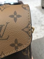 Is this a glazing issue? My brand new Pochette Métis reverse is a bit of a  disappointment