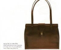 9096 Barclay Tote turnlock.JPG