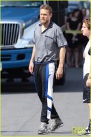 charlie-hunnam-jessica-barden-jungleland-filming-01.jpg