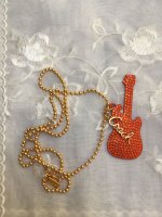 StoneGuitarNecklace_004.jpg