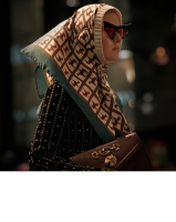 gucciscarfhead.png