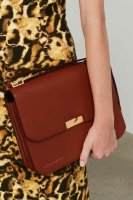 aw18_dr_mid_6604c_tan_brown_4_1136x.jpg
