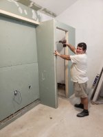 closet 3.jpg
