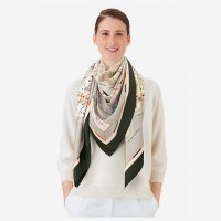 planisphere-d-un-monde-equestre-scarf-140--673250S 08-worn-2-50-0-1299-1299.jpg