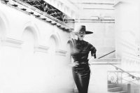 Kate+Moss+by+Nick+Knight+for+Vogue+UK+Oct+2018+(8).jpg