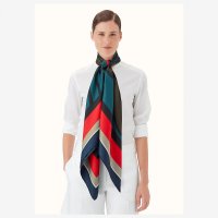 carre-140-robe-du-soir-pop--433244S 09-worn-2-50-0-1299-1299.jpg