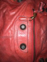 authentic_balenciaga_part_time_bag_1541383442_ee2b283e.jpg