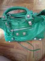 balenciaga_bag_1540346988_c5d73a5e.jpg
