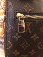 Hardware_zipper on back .jpg