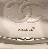 chanel-classic-flap-vintage-quilted-medium-beige-lambskin-leather-shoulder-bag-7-1-960-960.jpg