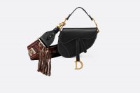 Dior mini saddle smooth calfskin black 1544172316_M0447CWGH_M900_E12_ZH.jpg