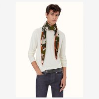 chevaux-en-camouflage-losange-large-model--433396T 11-worn.jpg