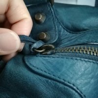 balenciaga 5.jpg