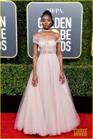 kiki-layne-golden-globes-2019-02.jpg