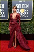 halle-berry-is-red-hot-at-golden-globes-2019-01.jpg