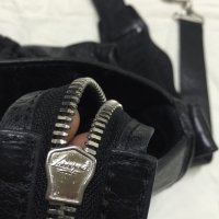 balenciaga_classic_city_1539792637_c9b57162.jpg