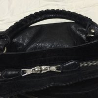 balenciaga_classic_city_1539792637_cec1d04b.jpg