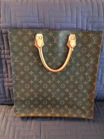 LV Tote 1.jpg