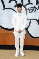 Louis+Vuitton+Front+Row+Paris+Fashion+Week+sfzp3By3lNLx.jpg