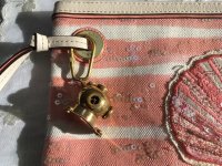 CoralShellWristlet47268_DiverFob_004.jpg