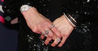 20171229-Nicole-Kidman-Engagement-ring-new.jpg