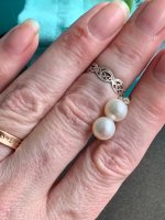pearlsclose1b.jpg pearlsclose1b.jpg