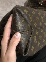 Louis Vuitton, Bags, Iso Sully Mm