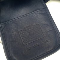 B7D 9804 fake.jpg
