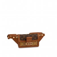 louis-vuitton-dauphine-bumbag-monogram-canvas-small-leather-goods--M44586_PM2_Front view.jpg