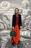 Saoirse+Ronan+Gucci+Arrivals+Milan+Fashion+HEN0ypt8PTyx.jpg