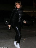 Lisa Rinna 28 Feb .jpeg