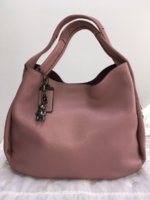 BanditRoseHobo_BLKTeddycharm_F87166_001.jpg