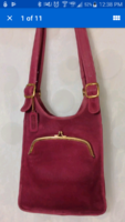 red kisslock bag.png