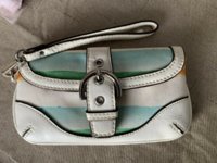 fake coach upside down serial creed seller 9082010 front.jpg