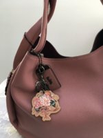 BanditRoseHobo_BouquetCharm_28463B_003.jpg