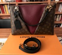 LOUIS VUITTON V TOTE MM Review & What Fits Inside 