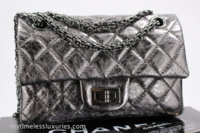 CHANEL_Dark_Silver_Mini_224_Reissue_2.55_Flap_Bag-101__22293.1553609396.1280.1280.jpg