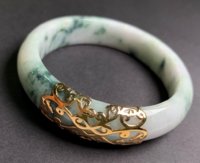 green-faint-lavender-jadeiet-bangle-with-yellow-gold-setting-3.jpg