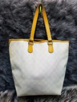 gucci_medium_tote_bag_1553026643_f81e25e6.jpg