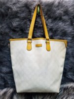 gucci_medium_tote_bag_1553026643_a52c9a3b.jpg