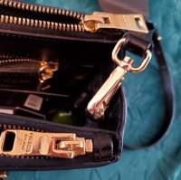 details prada.jpg