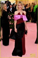 carey-mulligan-attends-2019-met-gala-05.jpg