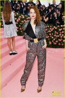 emma-stone-alicia-vikander-jennifer-connelly-met-gala-2019-10.jpg
