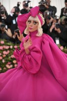 2019+Met+Gala+Celebrating+Camp+Notes+Fashion+7-j8EISKoCjx.jpg