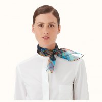 madras-ex-libris-bandana-55--032877S 02-worn-2-50-0-1158-1158_b.jpg