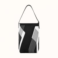 etriviere-shoulder-mm-dynamo-bag--078348CKAA-front-1-300-0-2048-2048-q40_b.jpg