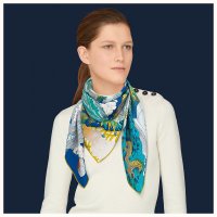 cosmographia-universalis-scarf-90--003365S 02-worn-6-50-0-1920-1920_b.jpg