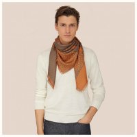 harnais-de-cabriolet-scarf-100--583160T 02-worn-2-50-0-2048-2048-q40_b.jpg