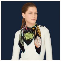 index-palmarum-scarf-90--003366S 09-worn-6-50-0-579-579_b.jpg