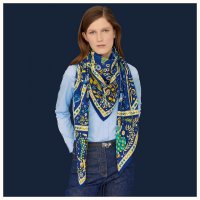 peuple-du-vent-shawl-140--242502S 32-worn-2-50-0-1920-1920_b.jpg